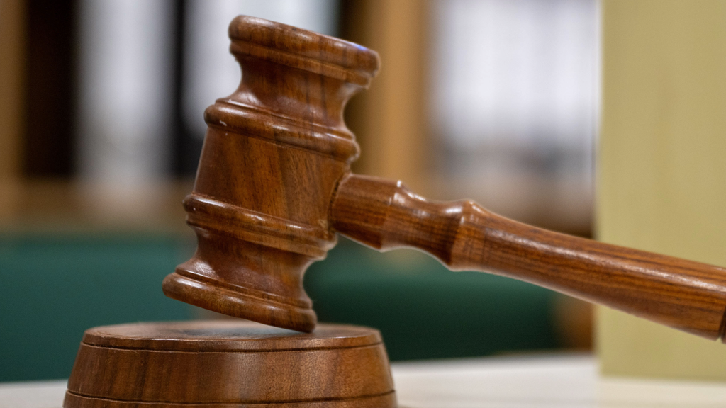 Judge sets bail at $200,000 for sex offender accused of posing as teen at Maple Grove school — WCCO / CBS Minnesota, Sugar Land Schools news