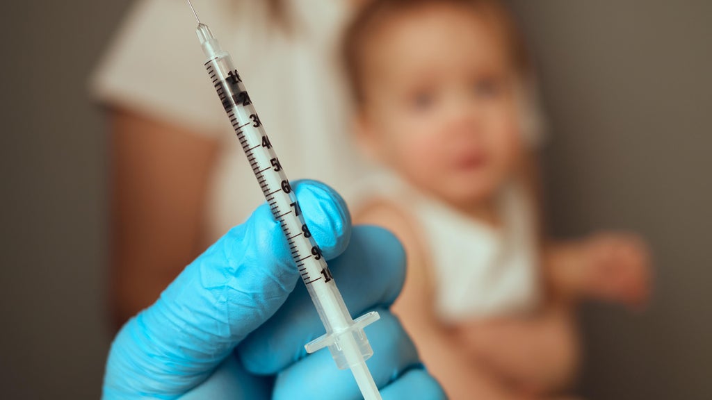 Family physicians ask administrative court to halt Florida's plan to end 4 school vaccines — CBS Miami, Sugar Land Health news