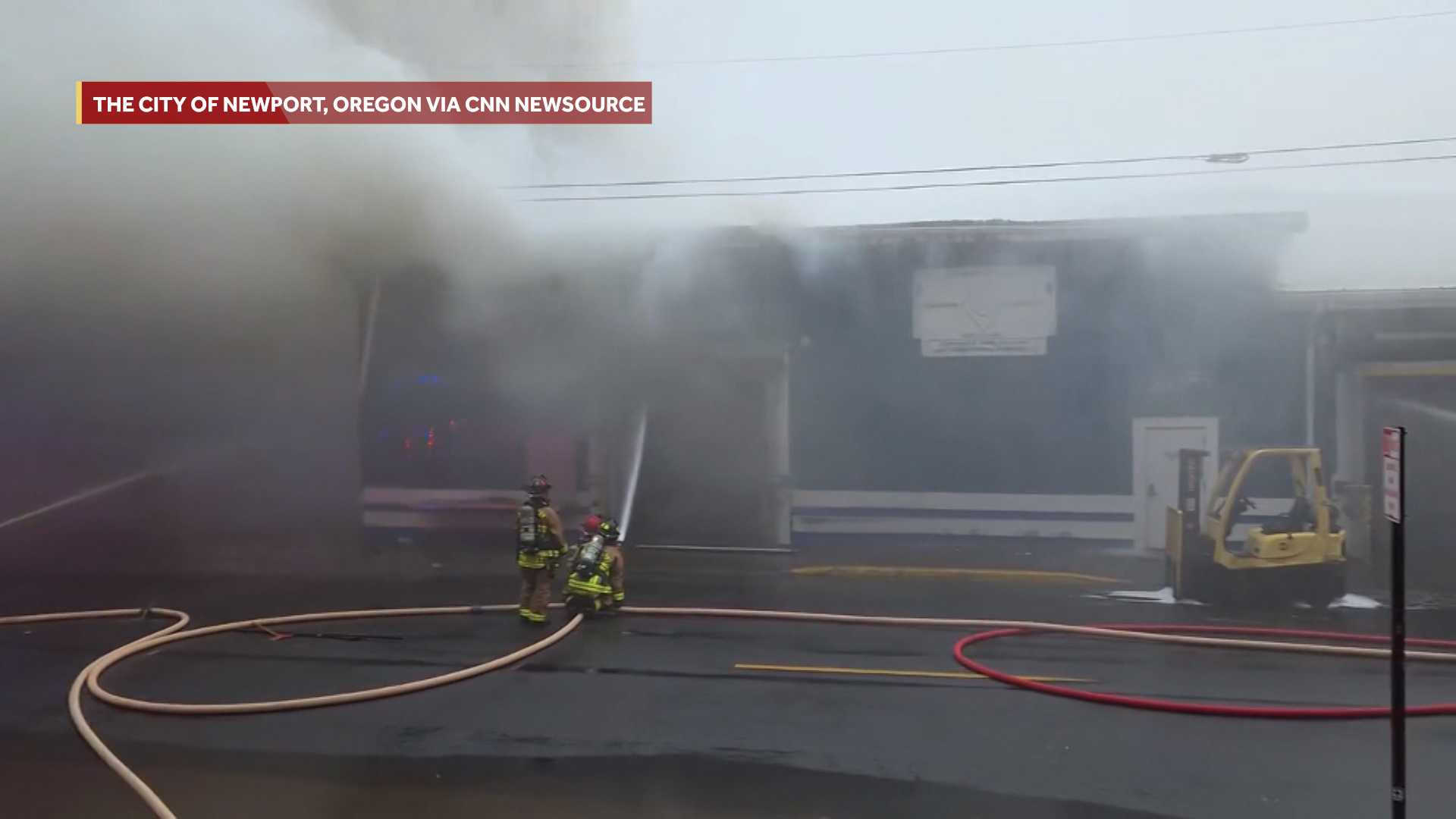 Possible ammonia contamination prompts evacuations after Oregon seafood plant fire, officials say — WESH 2 Orlando, Sugar Land Schools news