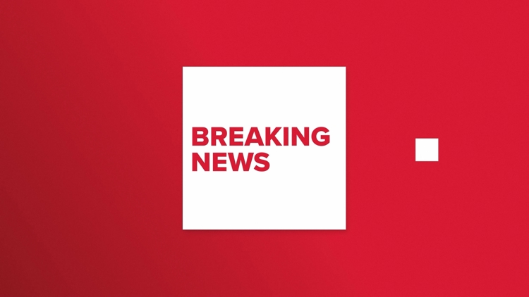 Overturned 18-wheeler blocks inbound lanes of East Freeway near Eastex Freeway | Alternate routes — KHOU 11 (Houston), Sugar Land Community news