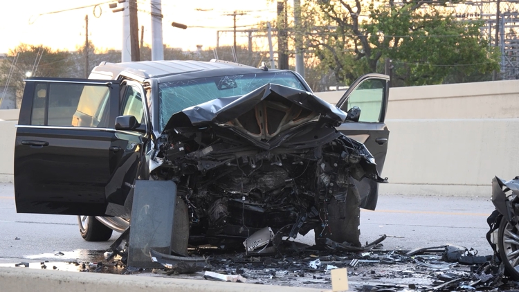 Deadly wrong-way crash shuts down South Loop near Highway 288 — KHOU 11 (Houston), Sugar Land Community news