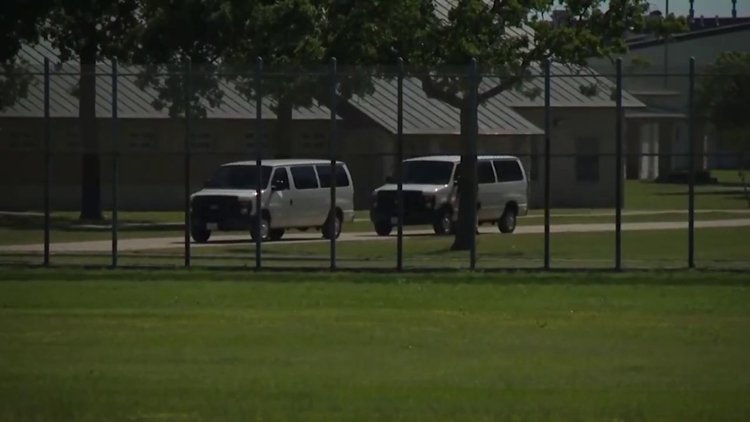 Texas juvenile prison executive director resigns — KVUE (Austin), Sugar Land Community news